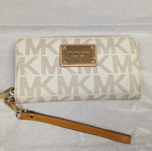 Michael Kors Cream and Tan Wallet Wristlet